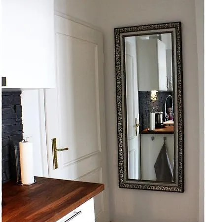 Apartment West *